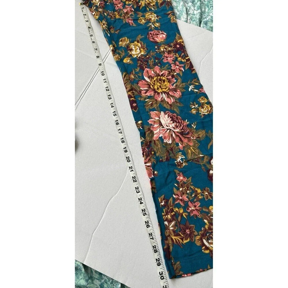 Tavik Women’s floral pull on Palazzo pants size S NWT - Picture 7 of 7